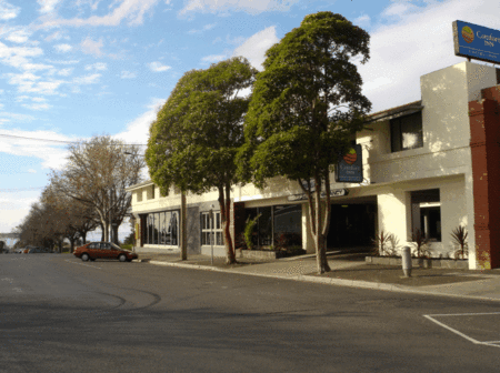 COMFORT INN EASTERN SANDS