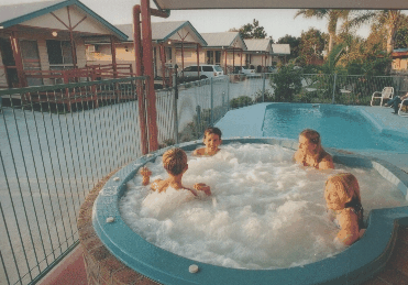 Dolphin Sands Holiday Cabins