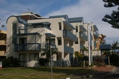 Beach House Holiday Apartments