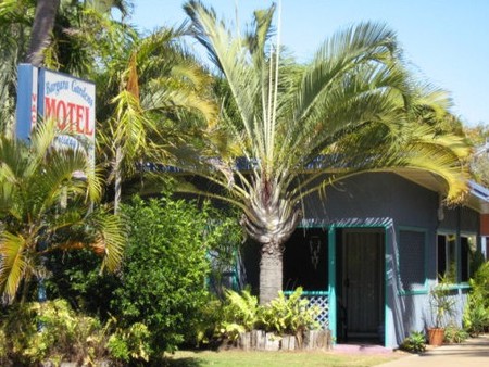 Bargara Gardens Motel and Holiday Villas