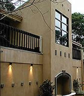 Warrawee House B & B