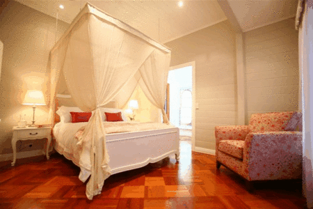 Byron Blisshouse - Carlyl...
