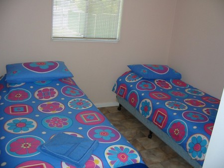 JJ's Holiday Cottages - Mitchell Street