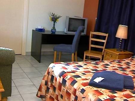 Onslow Sun Chalets and Motel