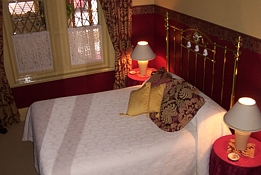 Triune House Bed And Breakfast - Accommodation VIC