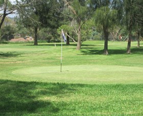 Wiradjuri Golf Centre - Accommodation VIC